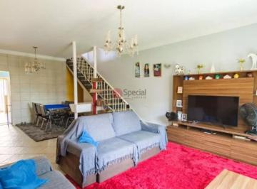 Casa · 180m² · 3 Quartos · 2 Vagas · Sobrado à venda na Vila Santa Isabel.