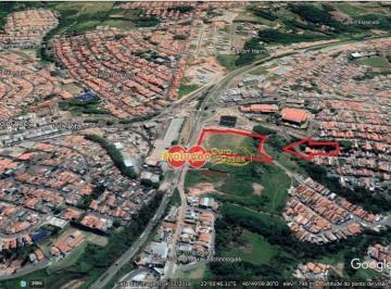 c79a29e6ad46056e64626e220fe89131e9c937f4 · Área Comercial - Parque da Colina