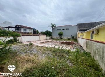 Terreno · 252m² · 2 Quartos · 2 Vagas · Casa de Madeira, Ótima localização, Praia de Bombas, Bombinhas SC