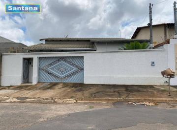 be1321dddf456eb90a274a955390b313dc2f6401 · Casa com 3 dormitórios à venda, 160 m² por R$ 280.000,00 - Estancia Itaguai - Caldas Novas/GO