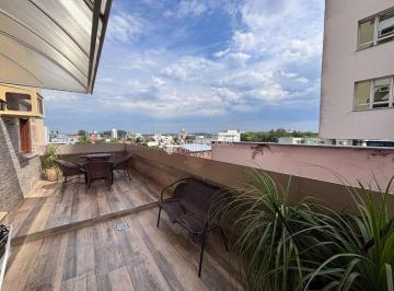 Apartamento · 94m² · 2 Quartos · 1 Vaga · Apartamento de 2 quartos no Centro com vaga de garagem