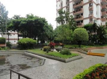 2020/05/115897155.jpg · CONDOMÍNIO BARRAMARES AV. LUCIO COSTA. REFORMADO E FINAMENTE DECORADO.