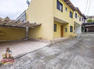 3d234c521b9ec733c46459cd1245b4e6d1a7debd · Sobrado com 3 dormitórios para alugar, 135 m² por R$ 3.259,79/mês - São Braz - Curitiba/PR