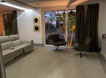 Sala de TV · Casa à venda no Alphaville Cuiabá