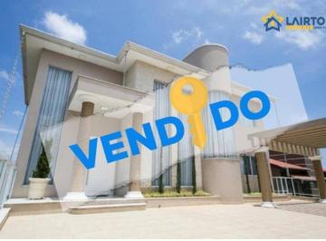 0a6c74f0be191443a6178283cf578dae5a20f07d · Bela Casa de Alto Padrão à Venda em Condomínio Fechado na Região de Atibaia SP