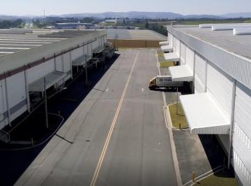 Pátio Interno · Galpão Industrial em Condomínio de Luxo em Jarinu-SP  Bairro Ponte Alta  2.491,69 m² de Área Disponí