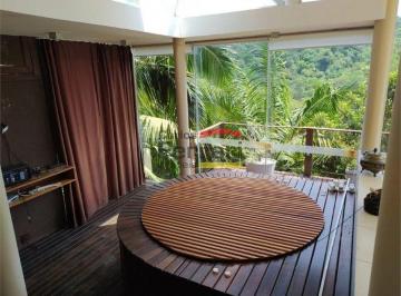Casa · 600m² · 4 Quartos · 6 Vagas · Sobrado em Condomínio