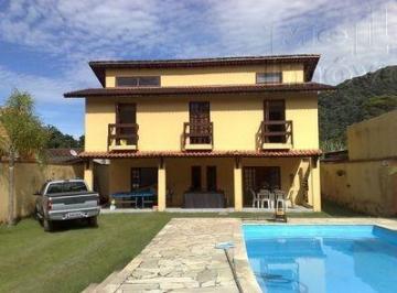 Casa de 2 quartos, São Sebastião · Casa em uma travessa de Boicucanga