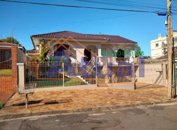Foto 01 · CASA - CENTRO