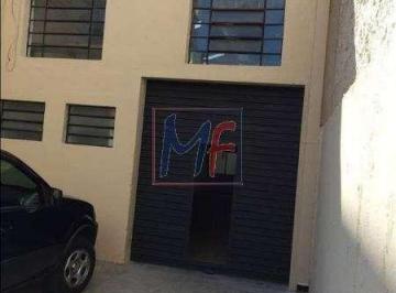 Comercial · 209m² · Excelente galpão com 209 m², terreno 20 m2, testada 5m , ZM , 4 vagas e 2 banheiros na no bairro