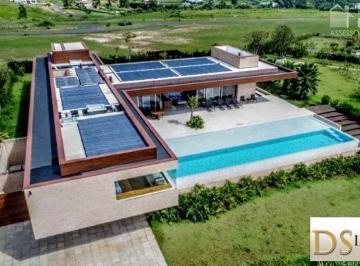 Foto 01 · Luxuosa casa à venda no Condomínio Terras de São José II em Itu/SP: 4 suítes, 3 salas, 841m² de pura