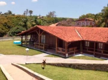 Foto 01 · Casa para venda ou alugar em condomínio arborizado na região de Sousas em Campinas. Amplo terreno gr