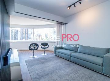 Apartamento · 116m² · 2 Quartos · 3 Vagas · Apartamento Totalmente Reformado no Campo Belo.