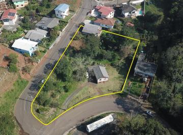 2022/08/8ee89622d6ec783492fef1084ebfc82f.jpg · IDEAL VENDE COM EXCLUSIVIDADE TERRENO DE 2.911 m² NA RUA LEÔNIDAS FÁVERO.
