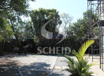 Comercial · 143m² · 3 Vagas · Excelente imóvel para uso comercial / residencial na região de veleiros.