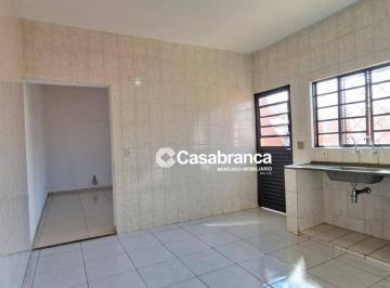 e288bb555c453990c0c115af7623d8e2940e683d · Casa com 01 quarto para alugar na Vila Assis em Sorocaba/SP.