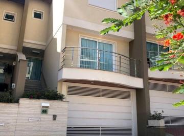 Casa · 280m² · 4 Quartos · 4 Vagas · Belíssimo Condomínio Fechado de Alto Padrão, 4 Dorms, 4 vagas no Tremembé.