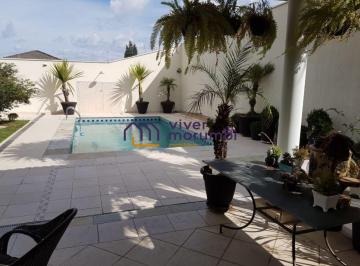 Casa · 690m² · 5 Quartos · 7 Vagas · Sofisticada próximo à Praça Vinícius de Moraes