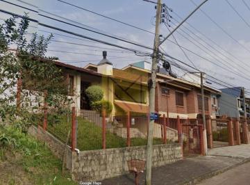 Casa · 290m² · 4 Quartos · 2 Vagas · Imperdível Casa à Venda em Porto Alegre-RS, Jardim Itu: 4 Quartos, 1 Suíte, 2 Salas, 2 Banheiros, 2