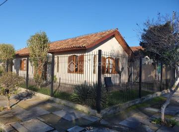 318747_ivSJ5aEeMkky9Ud_3187475f0b7211e6fff.jpg · Casa no Bairro Fátima, Guaíba - Oportunidade Única