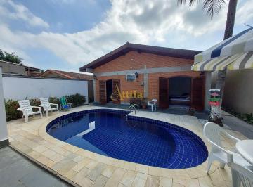 Casa · 215m² · 3 Quartos · 5 Vagas · Casa térrea, 3 dorms., lazer, 400mts praia Enseada
