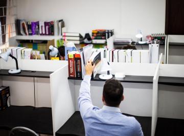 Comercial , Curitiba · Cabines de estudo - Concursos - Residência - Vestibular