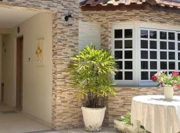 Casa · 226m² · 4 Quartos · Casa com 4 quartos, Catiapoa, São Vicente - R$ 1.1 mi, Cod: 2371