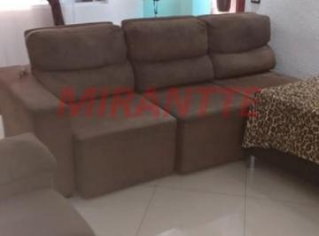 efa286e2b3e2fab582407a45427780f9.jpg · Sobrado de 162m² com 3 quartos