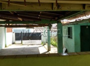 Casa · 240m² · 2 Quartos · 2 Vagas · Casa à venda, de 240m², com 2 dormitórios e 2 vagas de garagem, no Parque Peruche.