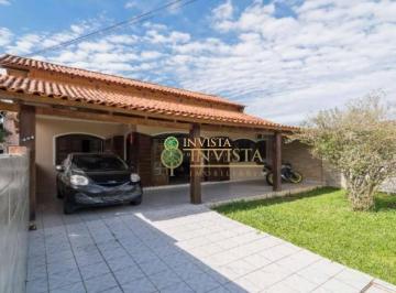 2c8c7ad25e086a67d0f2fa0d1da7586a6acfc076 · Espaço gourmet, 3 quartos e amplo terreno à venda no Carianos.