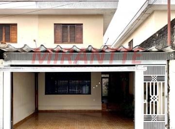 57834ef318e28e6e97f89f172852fb0d.jpg · Sobrado de 178m² com 3 quartos