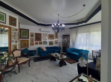 3 · Casa de 357m² com 3 suítes no João Paulo