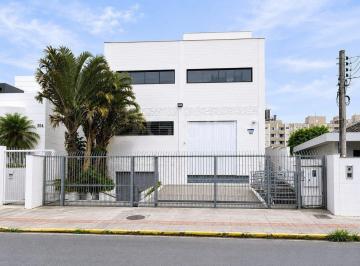 Comercial · 1010m² · 17 Vagas · Prédio comercial de 1.010m² em Capoeiras
