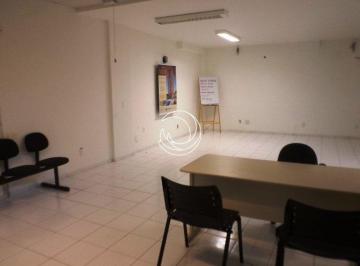 Comercial · 133m² · 2 Vagas · Loja de 133.98m² no bairro Trindade