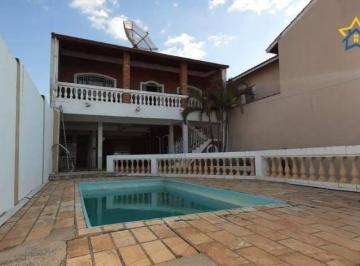 bc49601ec0f17d435accf49733e907a2c37d295b · Casa Espaçosa à Venda em Nazaré Paulista - Possibilidade de Permuta por Imóvel em Atibaia