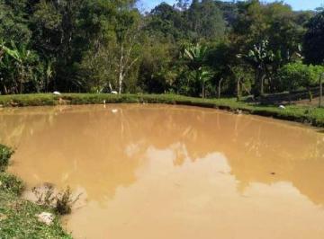 Foto 01 · Chácara em Juquitiba com área de 10.000,00 m² com lago