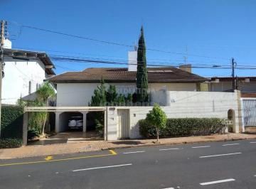 Casa · 750m² · 3 Quartos · 4 Vagas · Excelente Casa Residencial/Comercial para Venda ou Locação - 3 Dormitórios / Nova Redentora