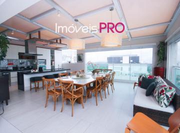 Apartamento · 200m² · 2 Quartos · 3 Vagas · Cobertura Duplex com vista espetacular- Prédio moderno e imponente.