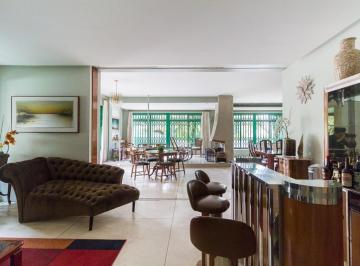 2020/09/124586512.jpg · Vende-se Casa Alto Padrão,425 mts AU,na Consolação,5 dorms sendo 2 suítes,living p/3 ambientes,6 vag