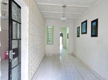 Foto 01 · Casa Duplex Livre 95m² 3 quartos, suíte com 1 vaga de garagem frente de rua no Luis Anselmo, OPORTUN