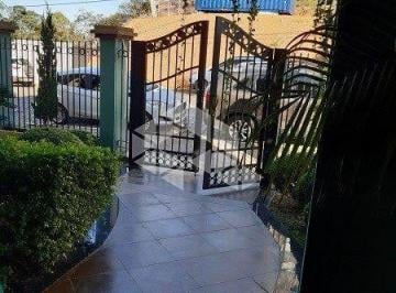 ENTRADA PRINCIPAL · Casa