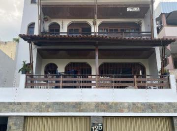 Apartamento · 190m² · 3 Quartos · 2 Vagas · Vende-se Apartamento Amplo no Bairro Castália
