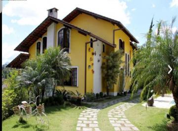 Foto 01 · Casa em Teresópolis, Comary, com área total de 1.600m2