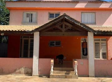 Casa · 460m² · 5 Quartos · Sobrado à Venda em Santana de Parnaíba / SP