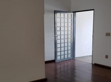 Foto 01 · CASA COM 03 SUITES COM AE , 02 SALAS COM PISO TABUA YPE E AREA DE LUZ , COPA , COZINHA PLANEJADA , W
