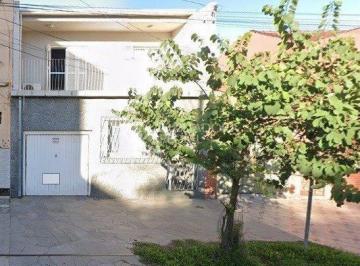322907_iLiGK44r213p4J1znR42_3229075f61309c8a3c4.jpg · Casa no bairro Porto