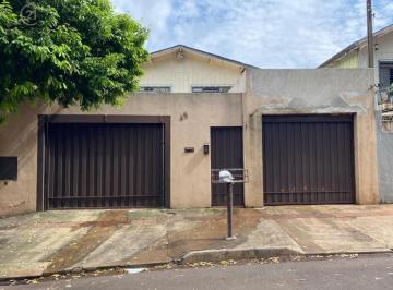 Casa · 186m² · 3 Quartos · 3 Vagas · Casa à venda em Londrina, Champagnat, com 3 quartos, com 186 m²