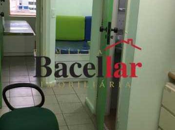 Comercial · 30m² · 1 Vaga · Sala - / Comercial / Tijuca