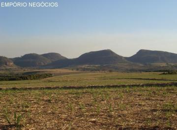 Foto 01 · Fazenda vende. Empório Negócios venda fazenda pecuária e lavoura cana em Cajuru - SP.