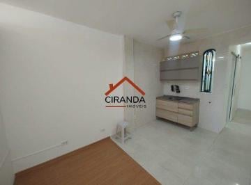 Apartamento · 31m² · 1 Quarto · Studio de 30 m² com 1 Quarto, Armários e Excelente Localização Próximo ao Metrô